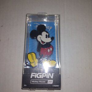 FiGPiN Disney Mickey Mouse #261 Classic 3" Enamel Pin